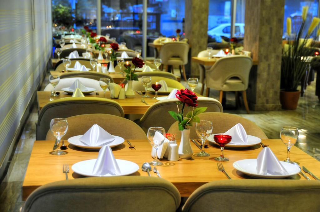 Golden Deluxe Hotel Adana Eksteriør billede