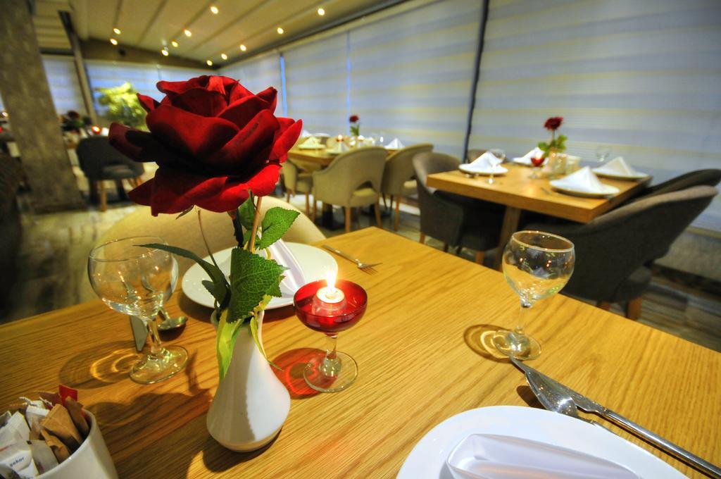 Golden Deluxe Hotel Adana Eksteriør billede