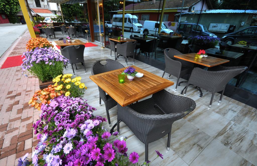 Golden Deluxe Hotel Adana Eksteriør billede